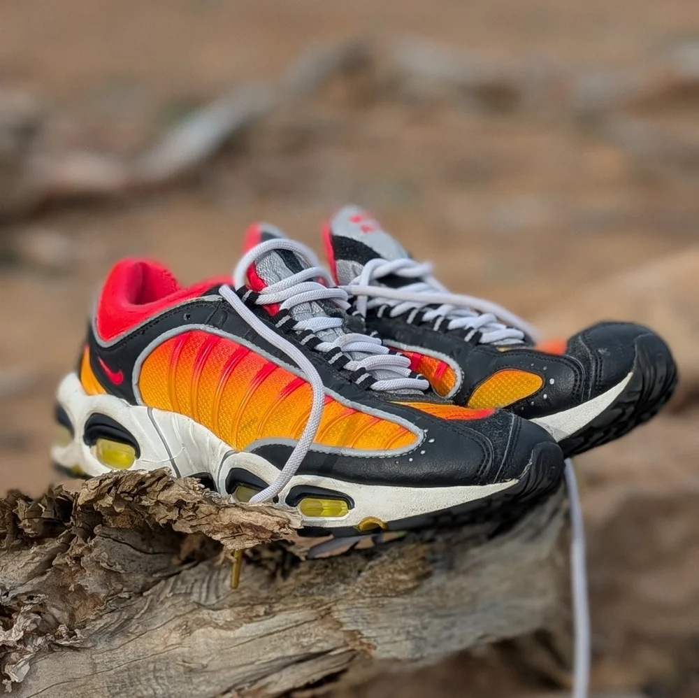 Nike Air Max Tailwind 4 Sunset 2019 size 8.5 Dynamic Vibrant - Picture 1 of 10